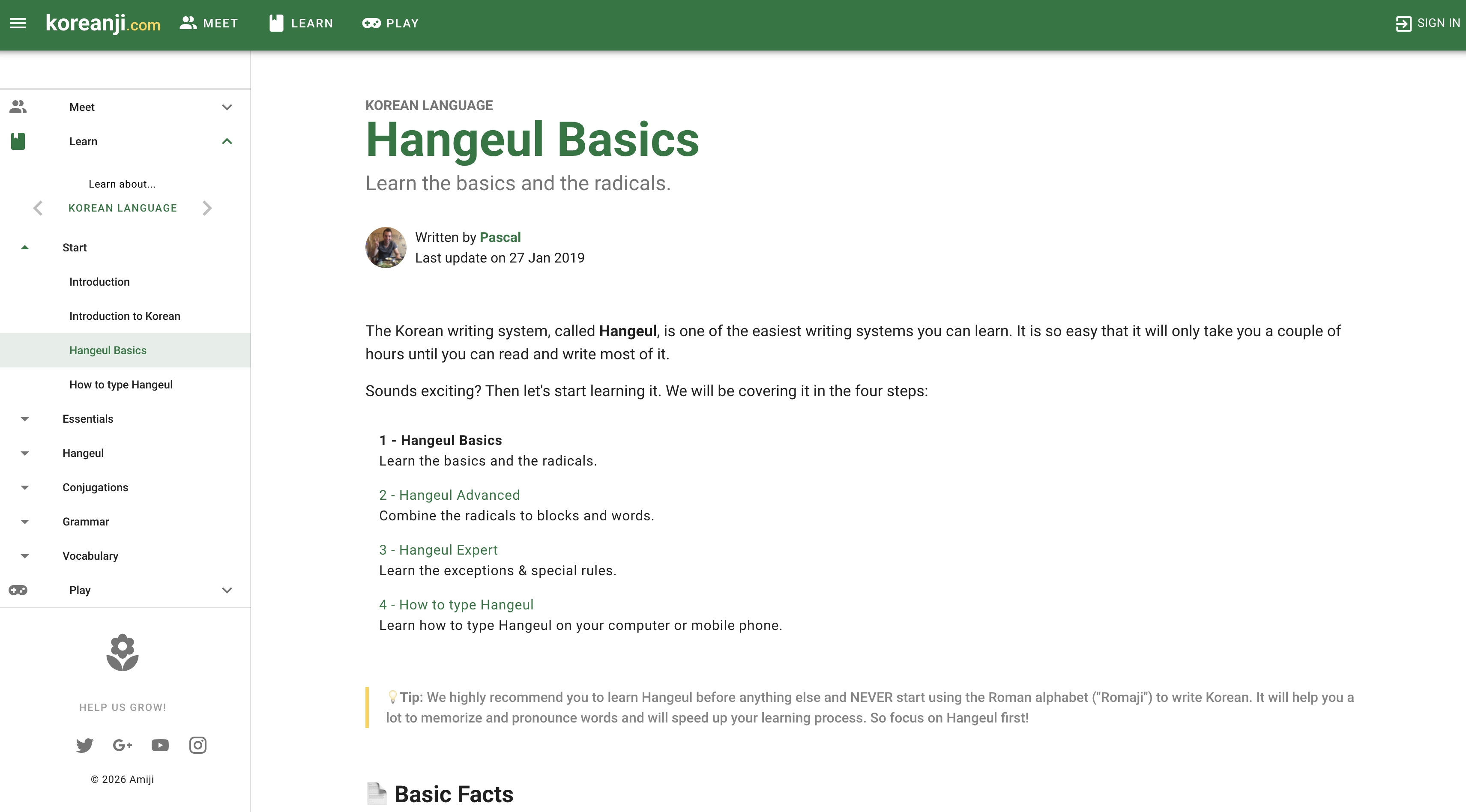 Koreanji Hangeul basics lesson page with sidebar navigation and Korean writing system introduction.